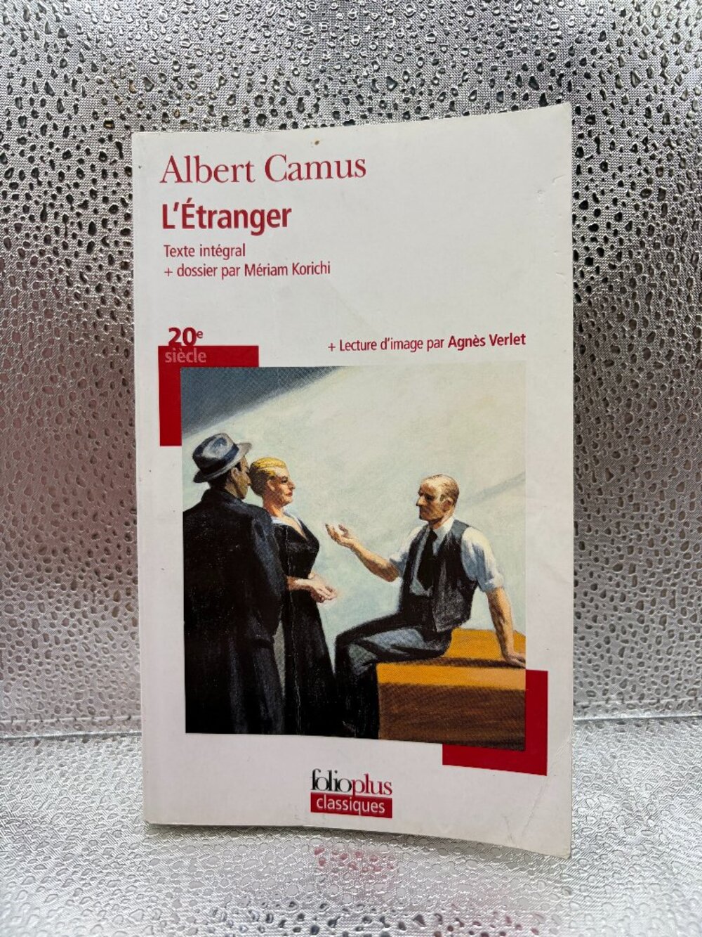 🏛️ Albert Camus French Masterpiece: L'Étranger (Folioplus Classiques)
